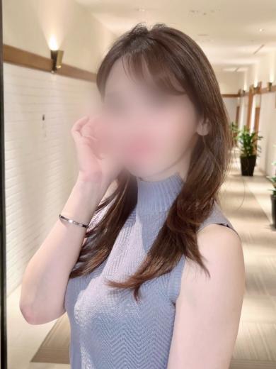みな